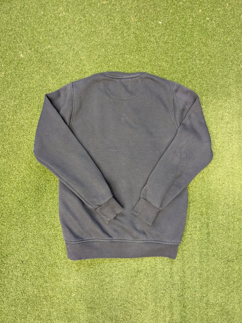 Vintage Gant McNally Crest Embroidered Crewneck Sweatshirt Navy Womens Large - Picture 3 of 7